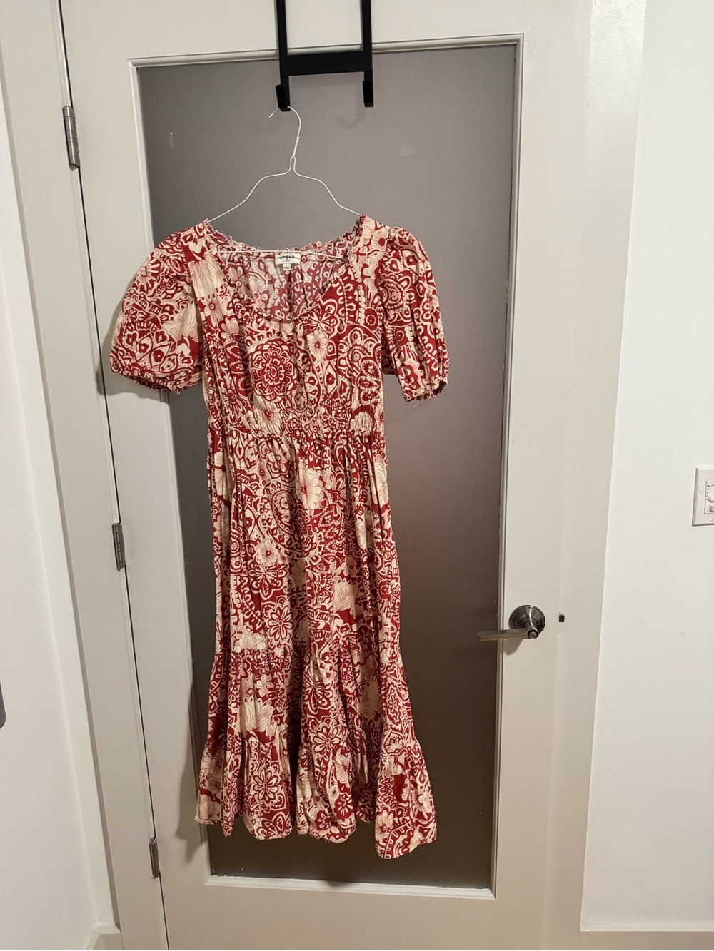 Red and Cream Paisley Printed Puff-Sleeve Maternity Dress